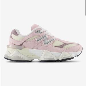 Like New Balance Kids Pink and Cream Sneakers